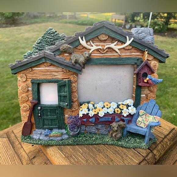 Bear Mountain Log Cabin Cottage Picture Frame Outdoorsy Hunting - Picture 1 of 5